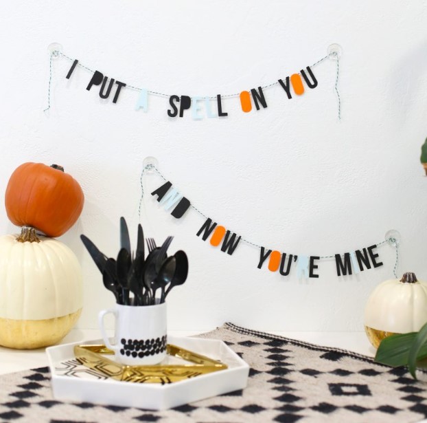 DIY Halloween Spell Garland