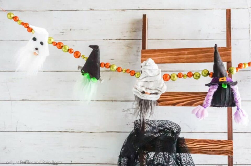 DIY Halloween Gnome Garland