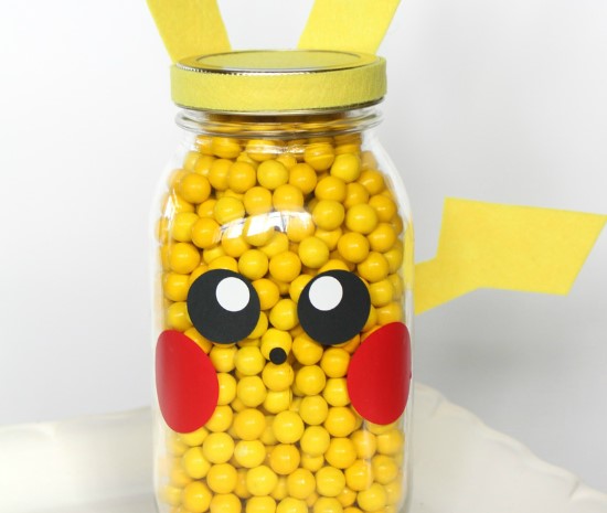 DIY Pokemon Mason jar
