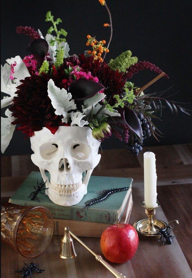 DIY Skull Centerpiece