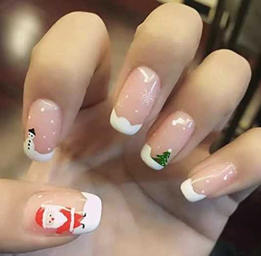 Christmas Motif Nails 