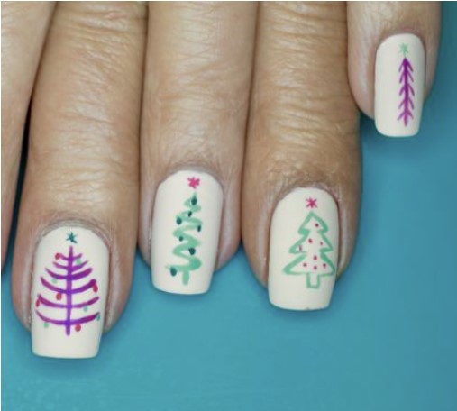 Tiny Trees Christmas Nail