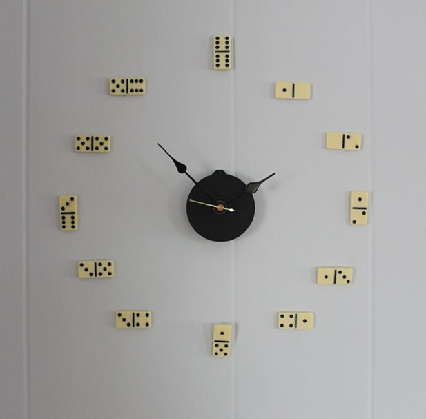 Domino Clock