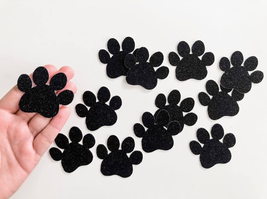 Paw Print Confetti