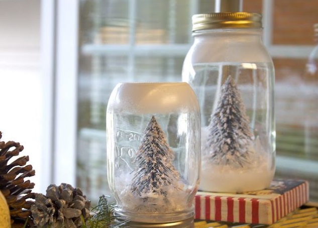 DIY Mason Jar Snow Globe