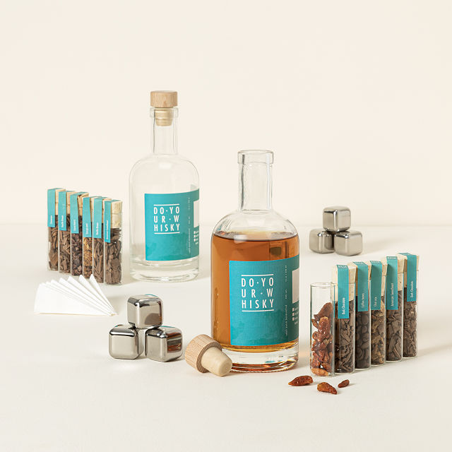 DIY whiskey infusion kit