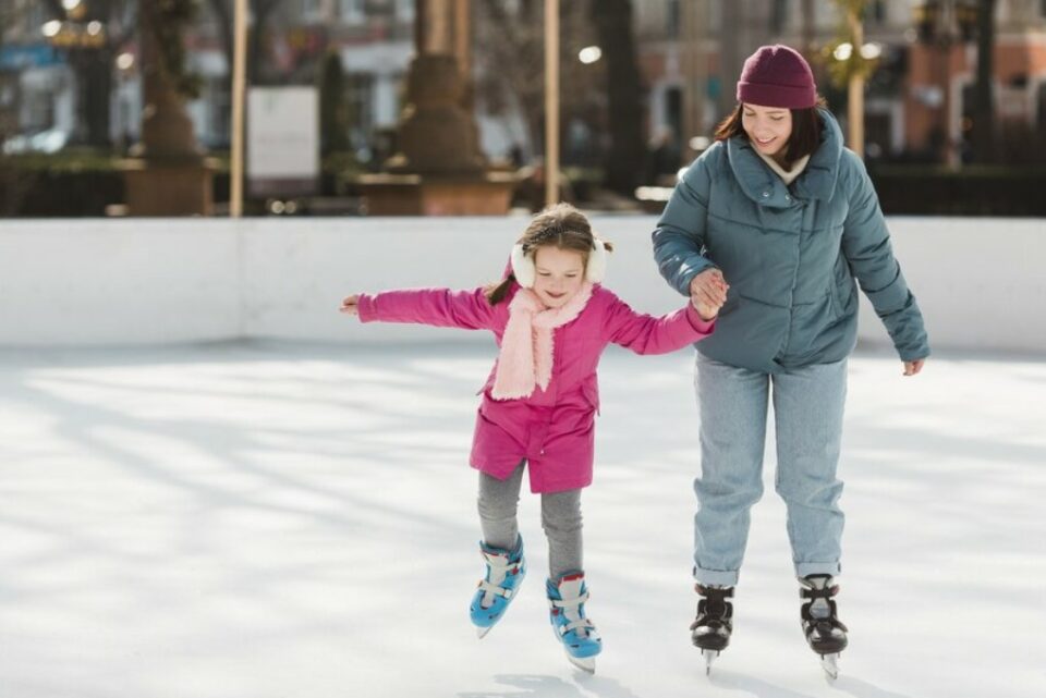 8 year old birthday party ideas - ice skating