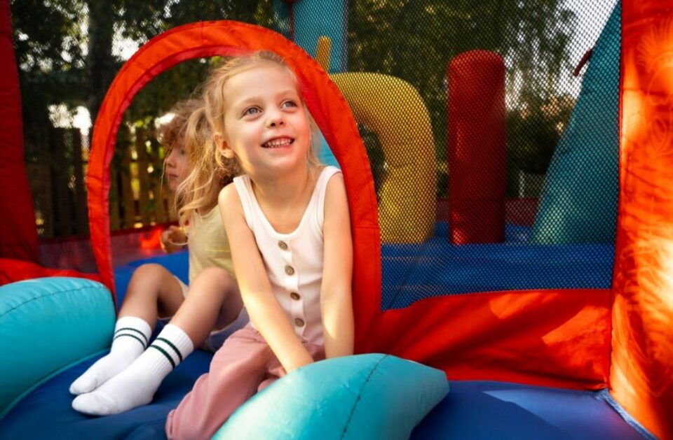 8 year old birthday party ideas - bounce house