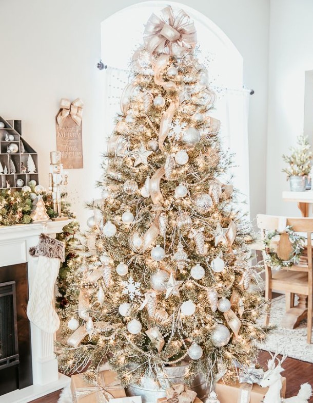 40+ Christmas Tree Ribbon Ideas That Truly Impress Everyone – Loveable