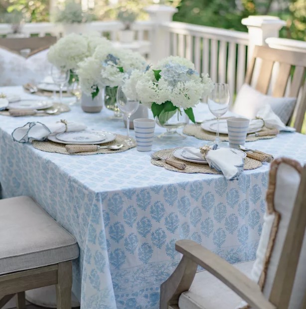 Blue and white dinner party