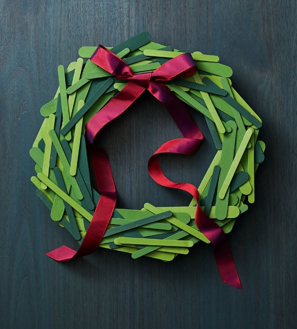 christmas crafts kids - popsicle stick wreath