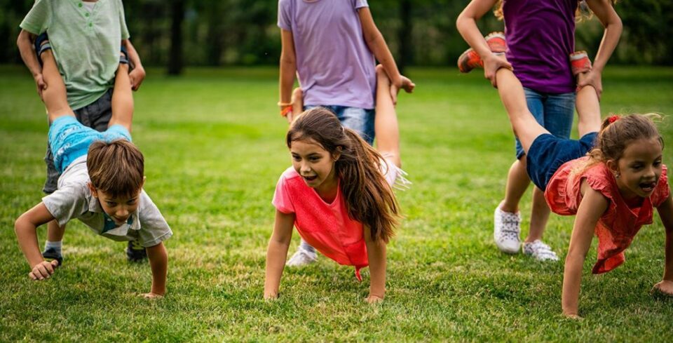 birthday party games - wheelbarrow race