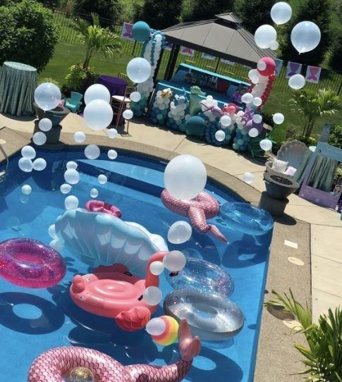 Pool Mermaid Birthday Party