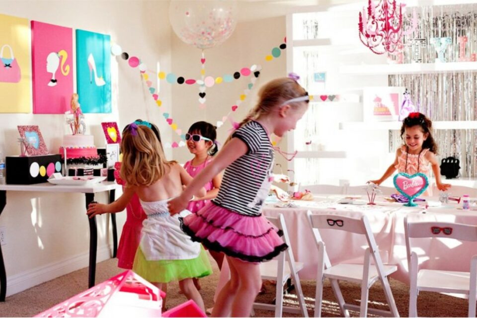 Barbie craft party