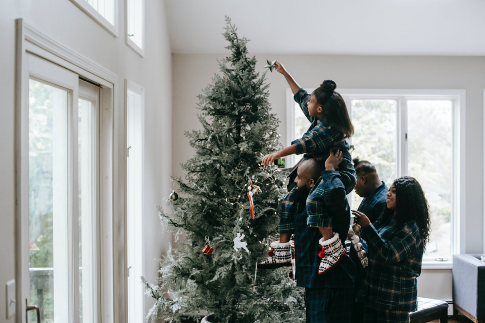 How to Make a Christmas Tree Last Longer