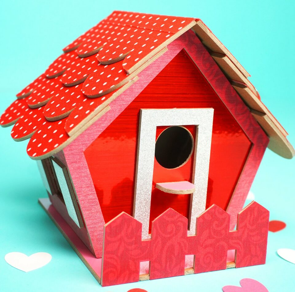 Birdhouse Valentine box