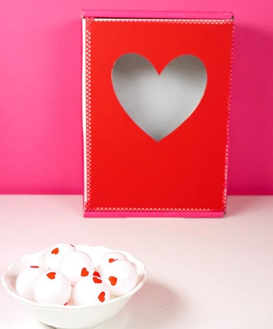 valentines day games for kids - bouncy hearts