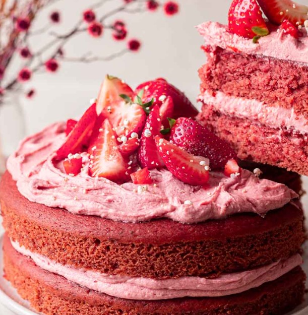 Vegan Strawberry Cake