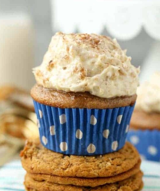 Another Easy Idea Oatmeal Cream Pie Cupcakes