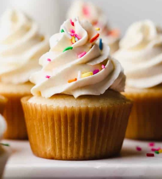 Vegan Vanilla Cupcake 