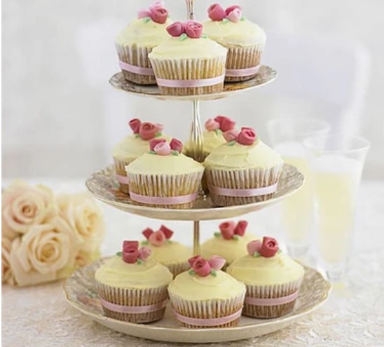 Rose Topper Cupcakes