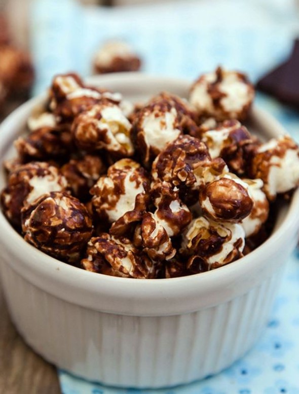 Dark Chocolate Popcorn Valentine Clusters