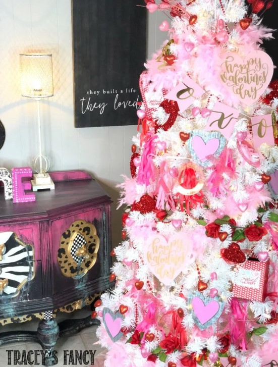 Lovely Pink Valentine’s Day Tree