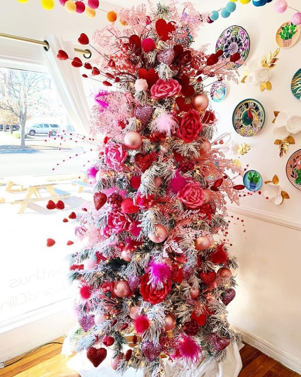 Rose-Covered Valentine’s Day Tree 