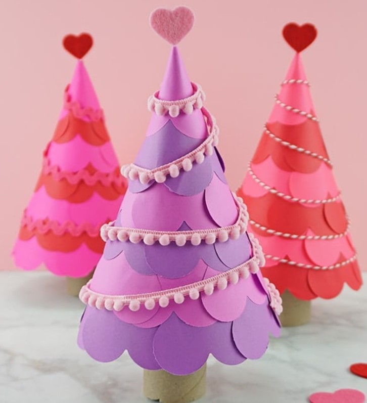 Heart Craft Valentine’s Day Tree