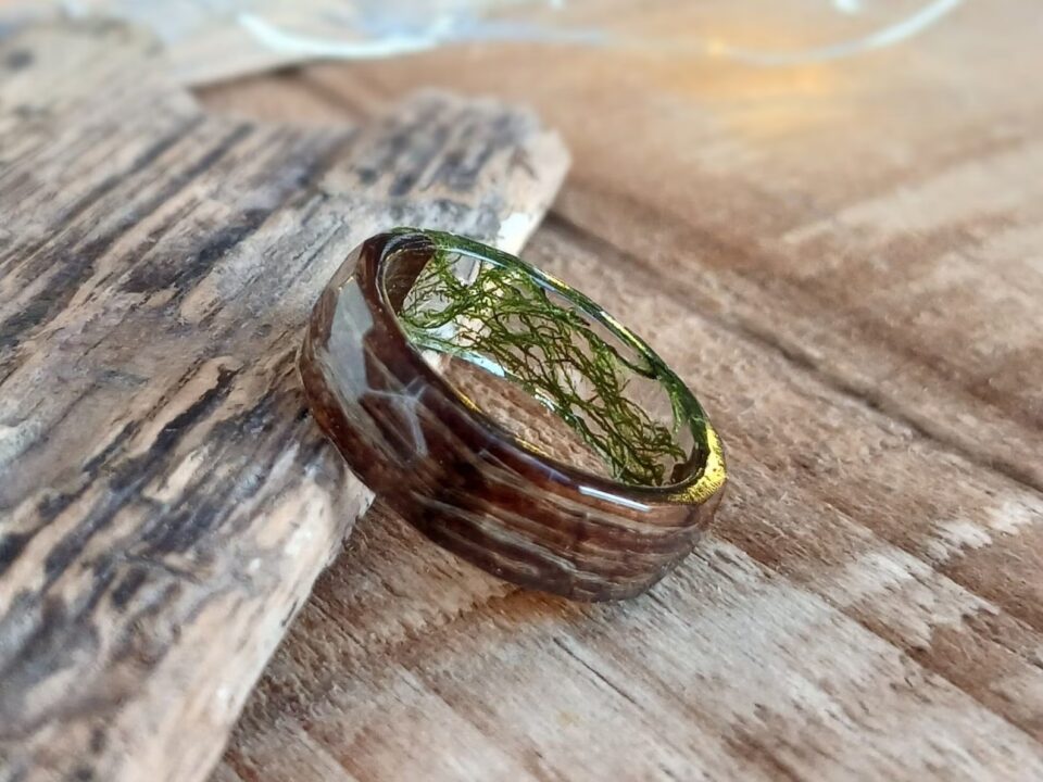 5th-anniversary-gift-ideas-forest-ring