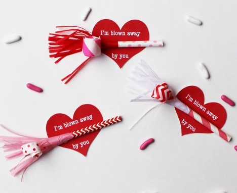 mini noisemaker diy valentines day card ideas