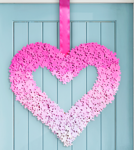 puzzle heart wreath valentines day decor ideas