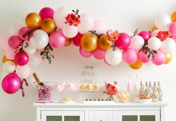 bold-balloon-garland