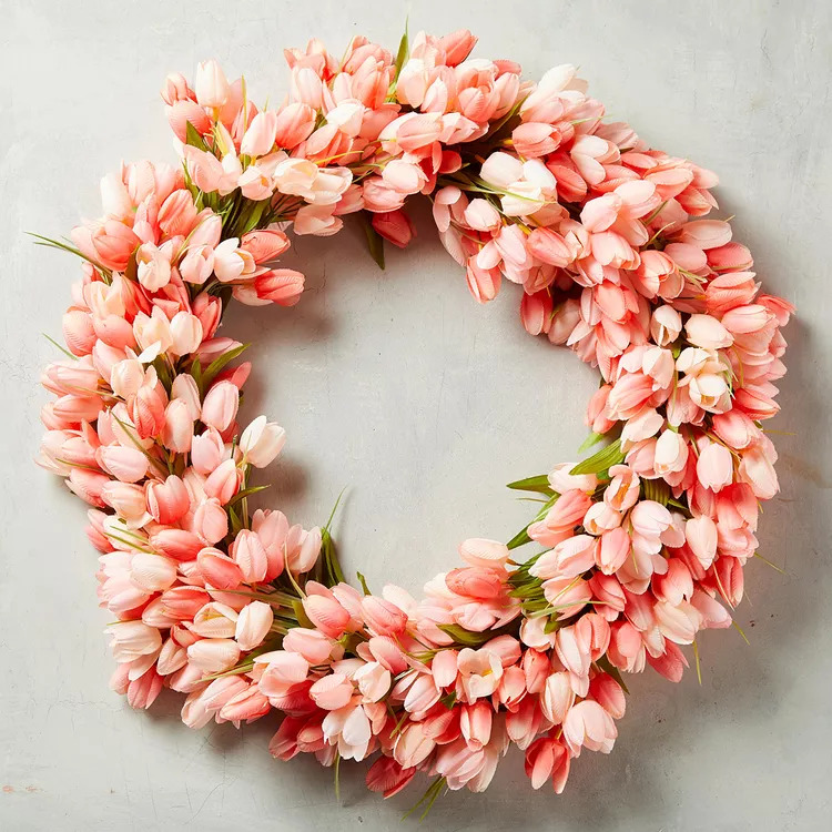 pink-tulip-wreath