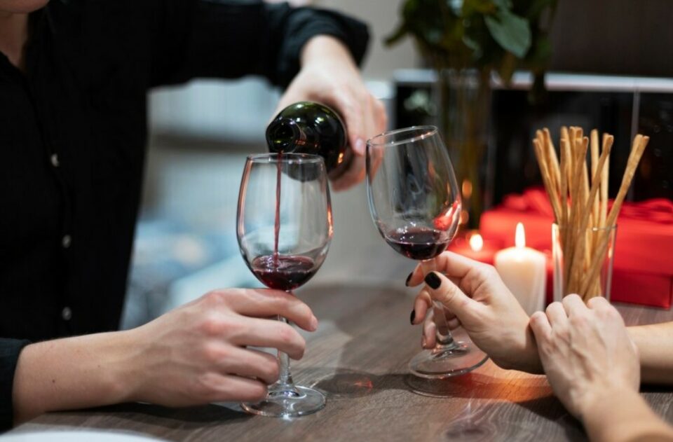 date night ideas - wine tasting classes