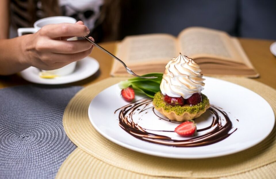 date night ideas - eat dessert out