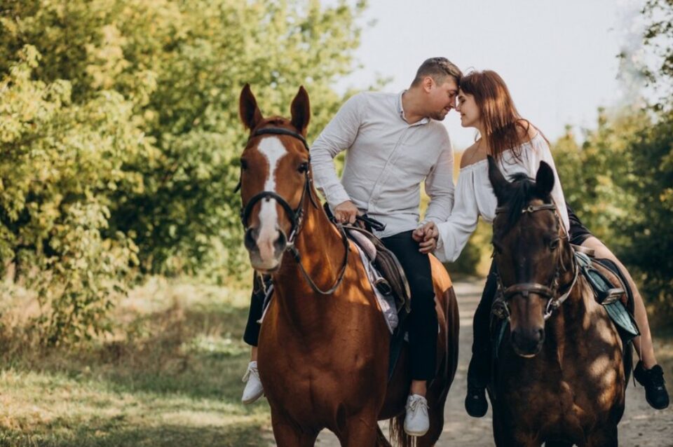 daytime date ideas - horseback riding