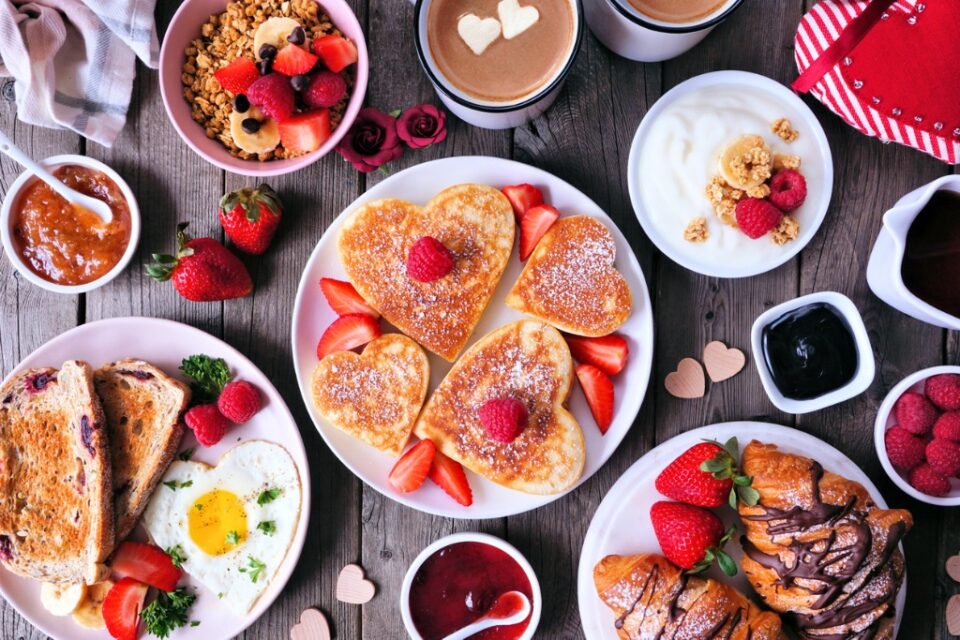 breakfast for dinner date ideas for anniversary