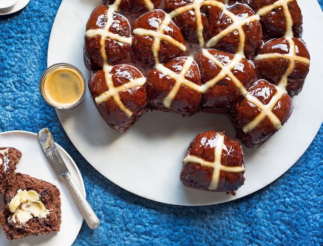 Hot cross buns chocolate is a classic Easter treat