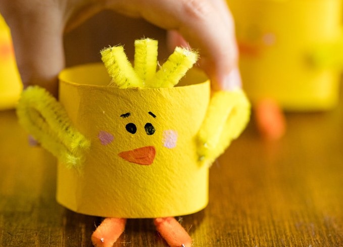 Easter Cardboard Tube Chicks