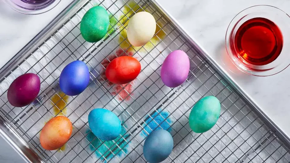 egg decorating easter games for adults