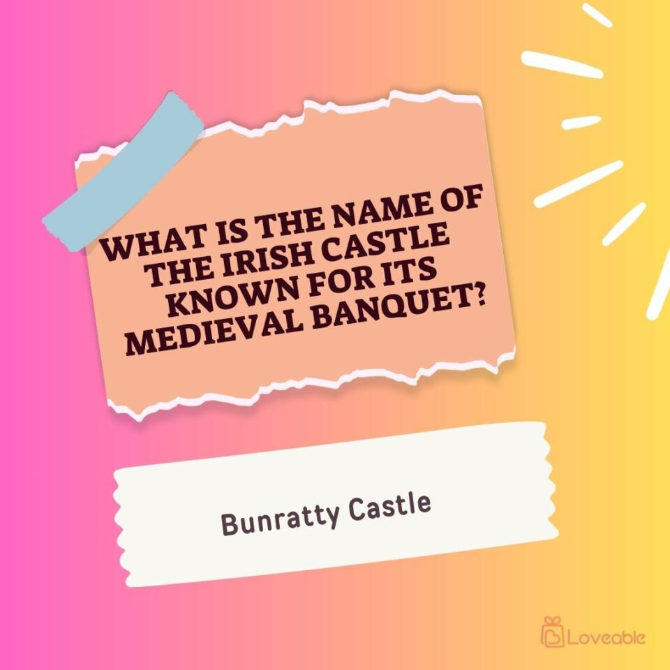 What is the name of the Irish castle known for its medieval banquet?
