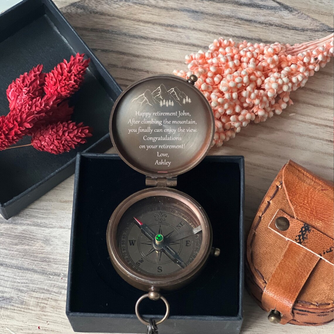Personalized Engraved Working Compass