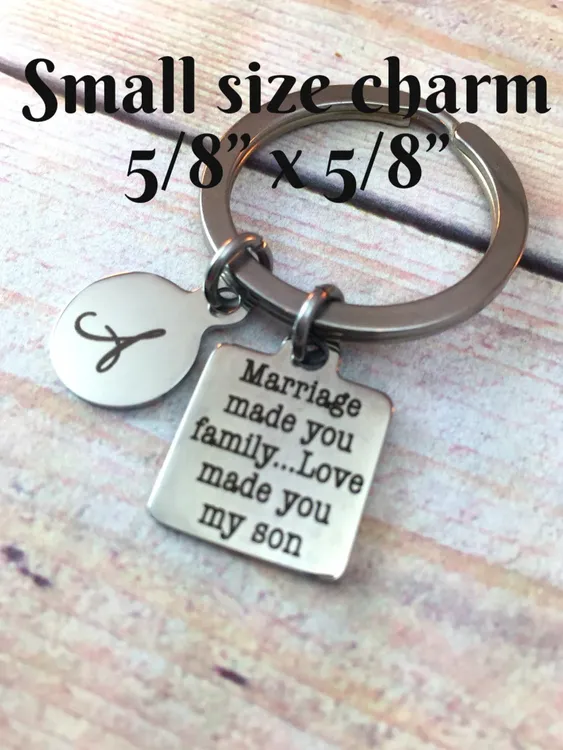 MYOSPARK Daughter/Son in Law Gift I Smile Because You are My Daughter/Son in Law Keychain Wedding Gift from Mother/Father in Law