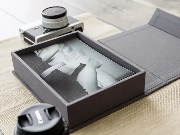 Boudoir Linen Box