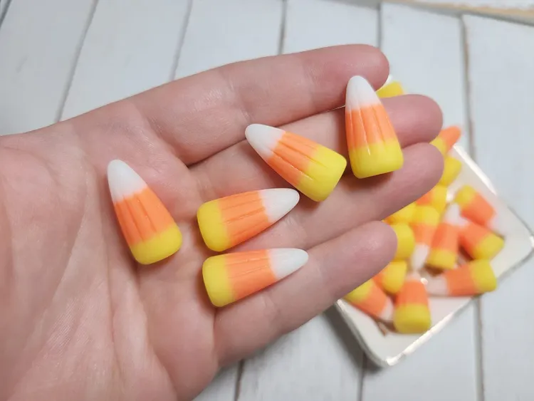 Faux Fake Candy Corn Realistic Cabochon Halloween Deco Sprinkle Slime Craft  Tray