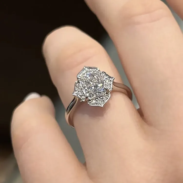 Cushion Cut Diamond Engagement Ring