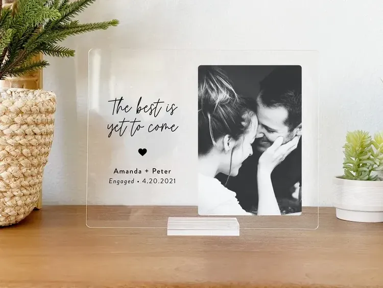 Engagement Frame