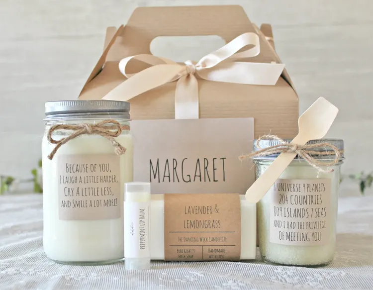 Friendship Gift Box