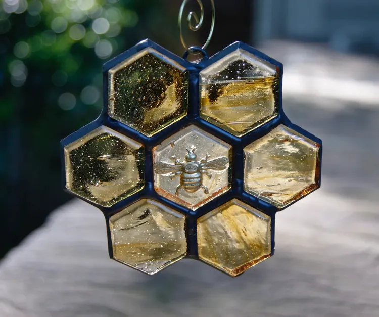 37 Buzz-Worthy Gifts For Beekeepers Guaranteed To Help Their Hives Thrive